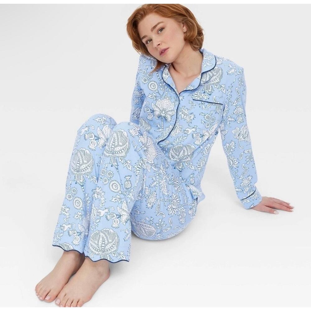 Roller Rabbit Pajamas size Medium
